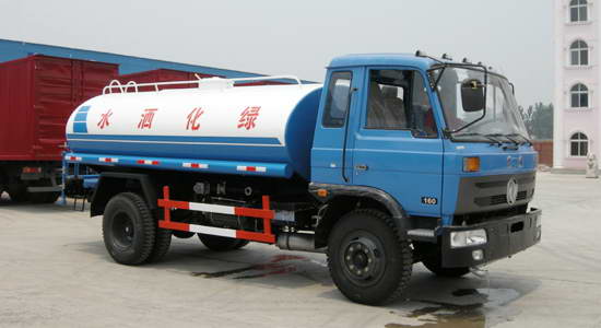 東風EQ1126灑水車www.0722zyqc.com