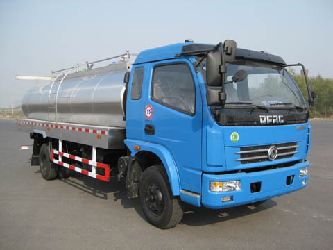 奶罐車圖片|液態(tài)食品運輸車報價|小型奶罐車|運油罐車|