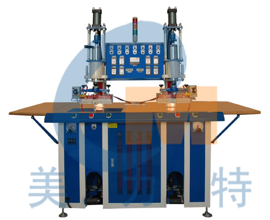 常熟服裝壓花機(jī)   服裝壓花機(jī)什么價(jià)格   哪里有服裝壓花機(jī)