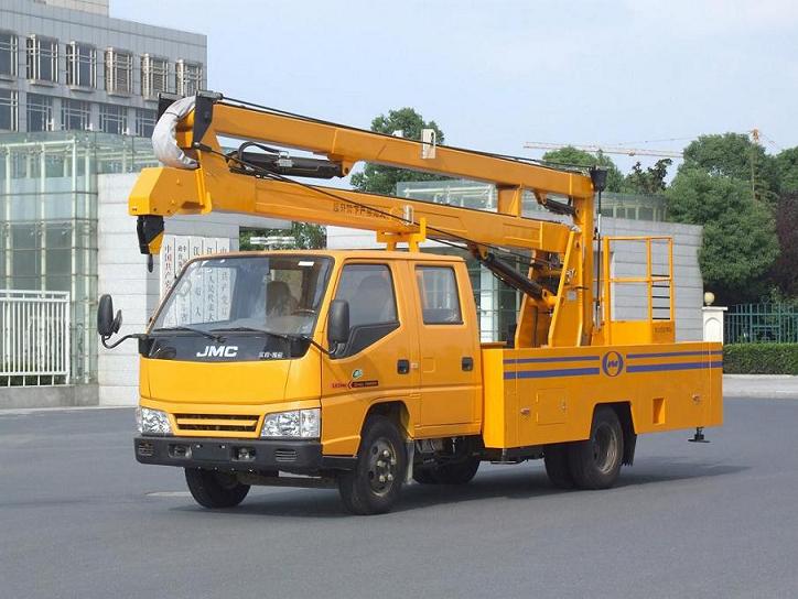 供應安徽淮南高空作業(yè)車，路燈維修車.