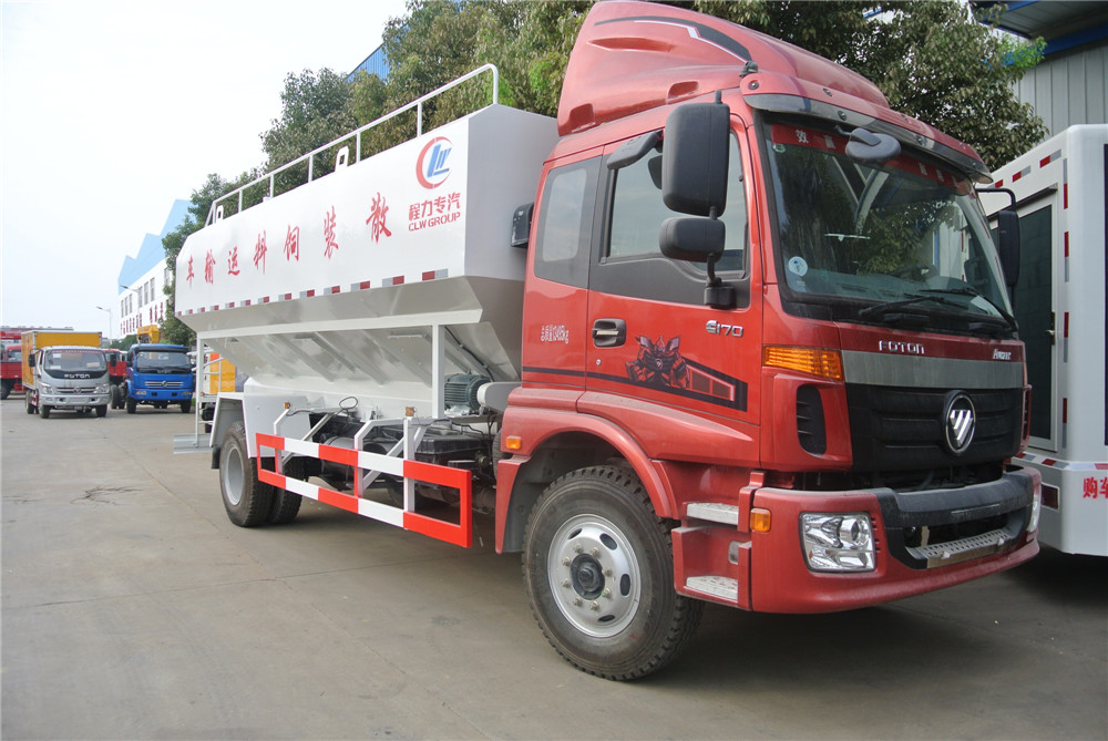 大型飼料車(chē)銷(xiāo)售點(diǎn)13477336000