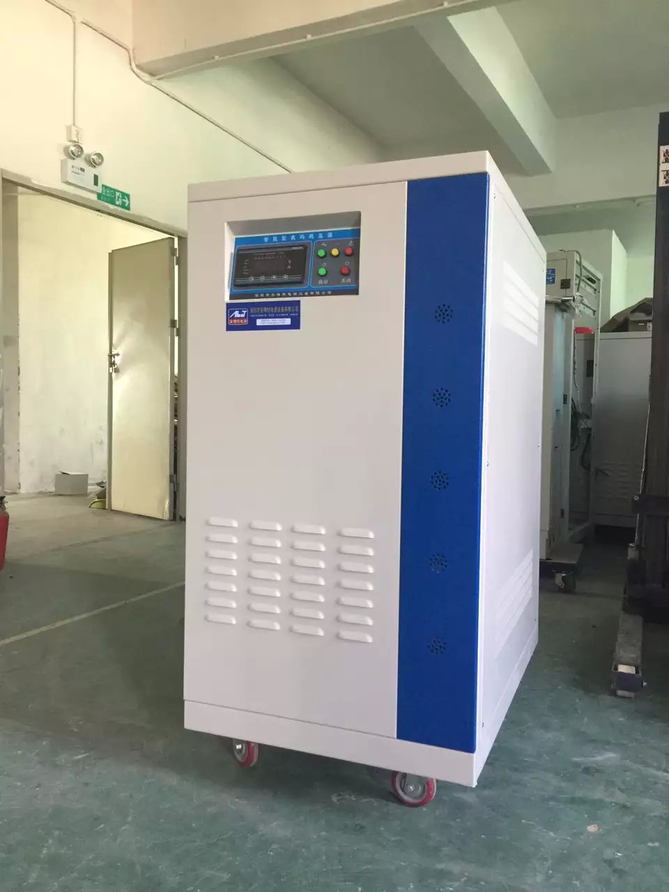 三相大功率稳压器150KW全自动交流380V稳压器机床150KVA