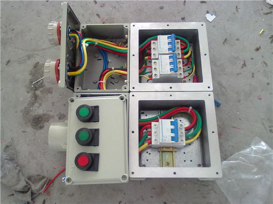  陕西防爆防腐照明配电箱立式安装