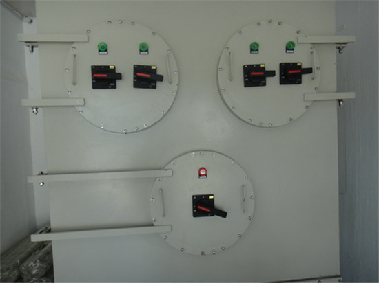 黑龍江防爆檢修電源插座箱加油站專(zhuān)用