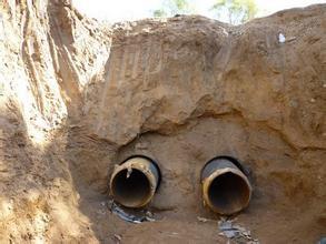 路面下穿管道打孔 排水管過馬路拉管施工