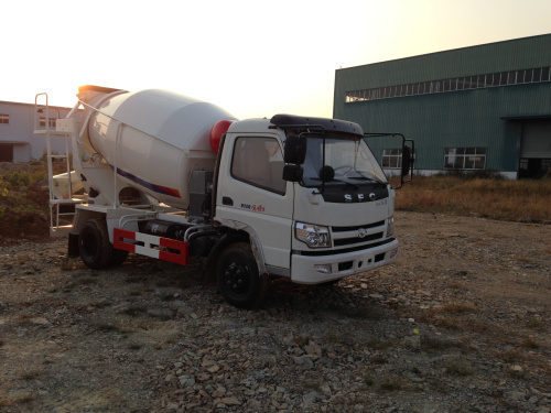 福田時(shí)風(fēng)混凝土攪拌車