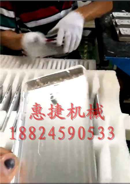 不锈钢手机壳自动喷砂机多少钱一台