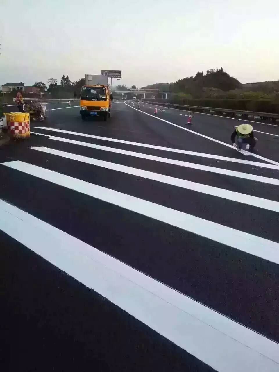 福田道路交通热熔划线施工/福田停车场划线设计专业的师傅