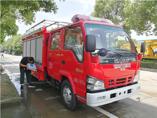 四平豪沃8噸消防車廠家報(bào)價(jià)