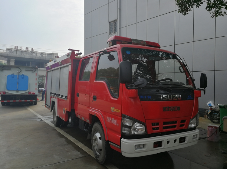 ?？诤牢?噸消防車廠家報(bào)價(jià)