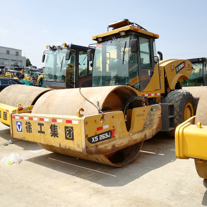 襄陽二手22噸壓路機-車況好