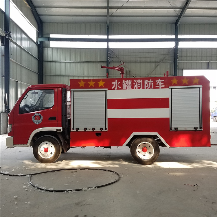 廠家直銷各種型號(hào)消防車 水罐消防車