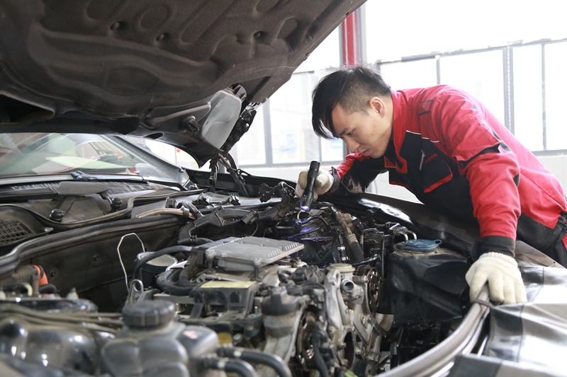 湖南途乐维修  首选湖南永通名车