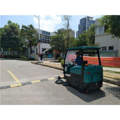 广西校园清扫工作选择广西小型电动清洁车