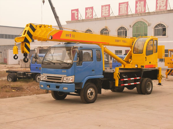 河南吊车、小型吊车、河南起重机、小型起重机、飞龙起重机