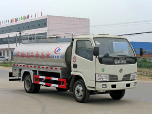 奶罐车 EQ1060TJ20D3液态食品运输车 小霸王奶罐车