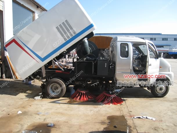 煤场专用道路清扫车 煤矿扫路车 图片价格