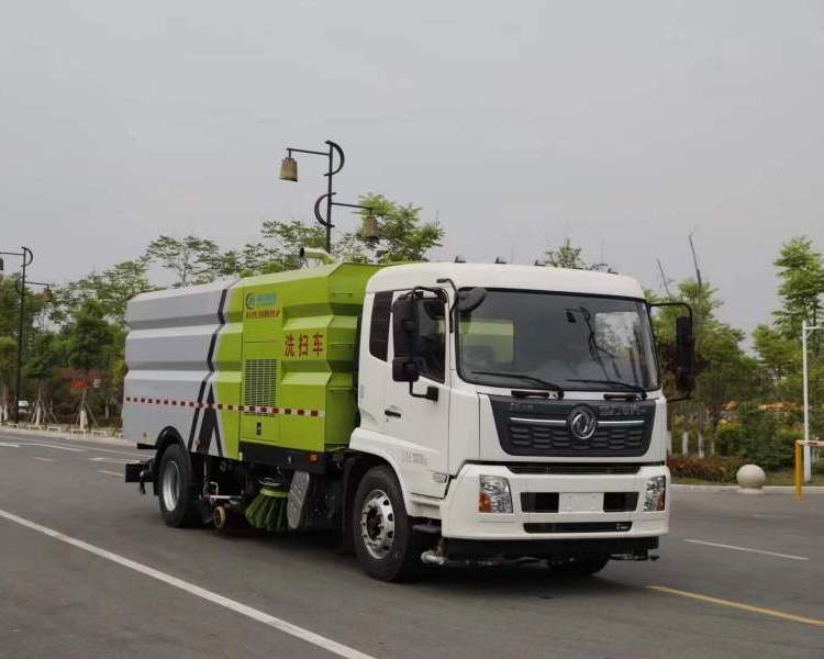 主干道路洗掃車 東風(fēng)天錦路面洗地車 新款國六排放5000軸距