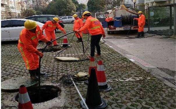 新闻：天津河北区下水道清淤，污水管道疏通