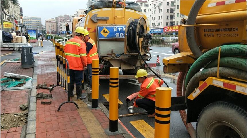 新闻：天津河东区大型沉淀池清理