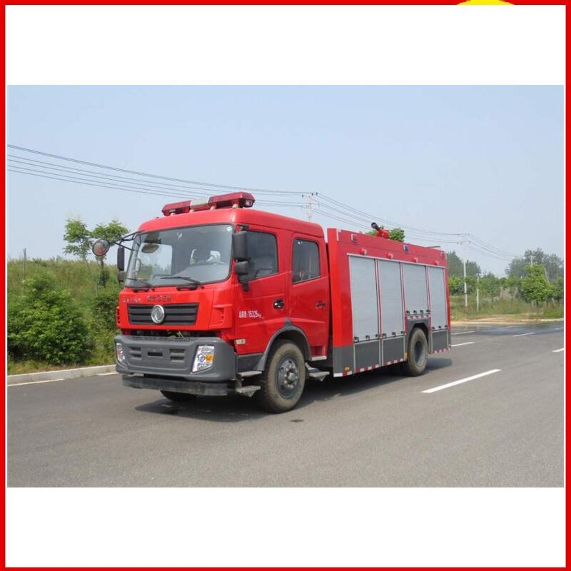 伊犁州江鈴多功能消防車(chē)銷(xiāo)售電話(huà) 重汽HOWO泡沫消防車(chē)