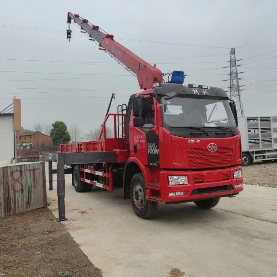 解放路燈升降車品牌型號 佛山市天網(wǎng)安裝車