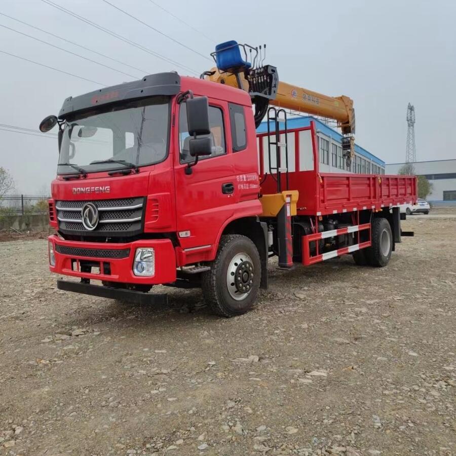 10噸隨車吊廠家 三一隨車起重運(yùn)輸車報(bào)價(jià)