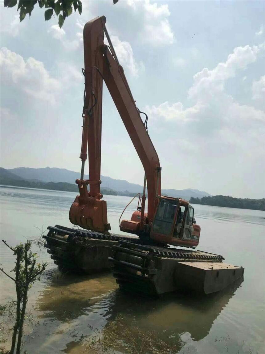 山西水上清淤挖掘机出租沼泽地挖掘机出租服务多少