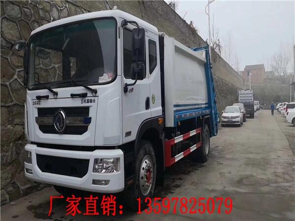 5方拉臂垃圾車(chē)_東風(fēng)福瑞卡掛桶垃圾車(chē)?yán)?chē)