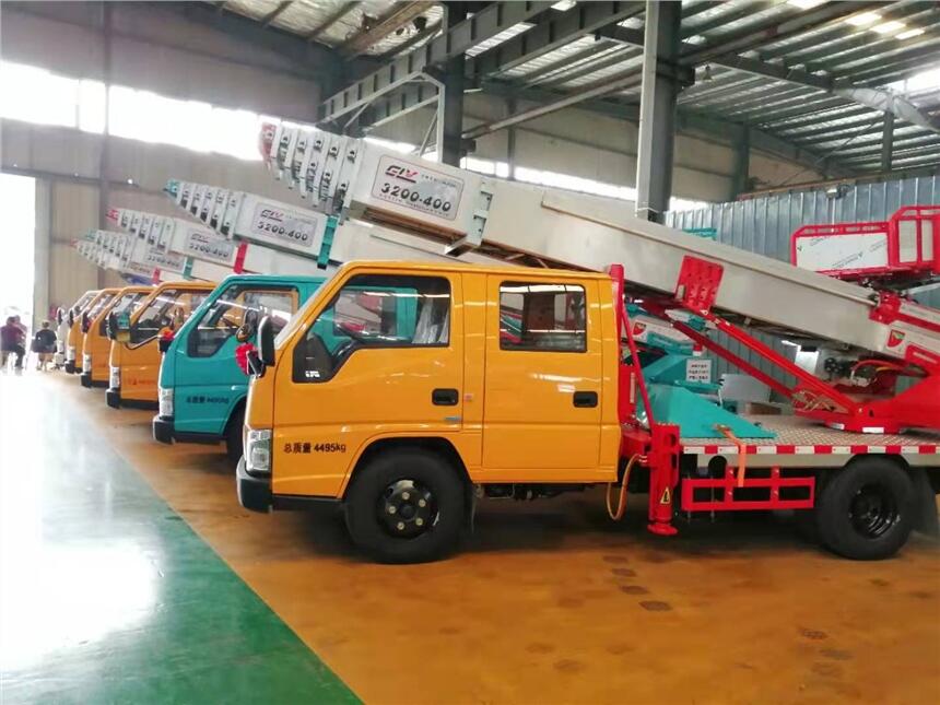 江鈴高空運(yùn)輸車現(xiàn)車現(xiàn)車