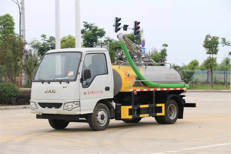 甘肅中型吸糞車價(jià)格銷售點(diǎn) 支持私人定制