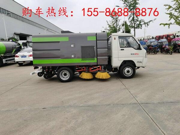 新型吸塵式掃路車,買環(huán)衛(wèi)掃路車