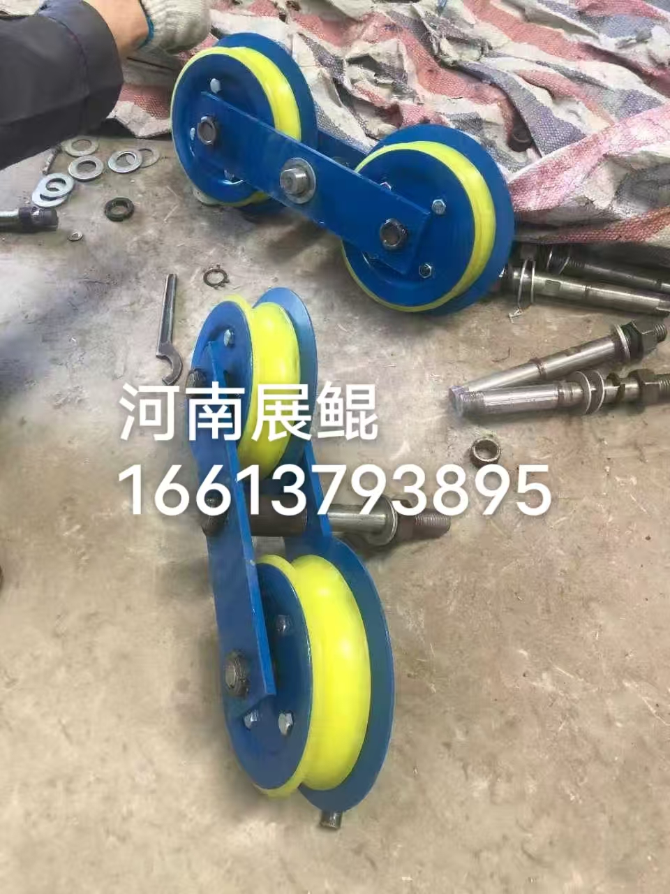 煤矿配件猴车双托轮矿用斜井巷道猴车托绳轮 架空人车单拖轮 双托轮支持订制