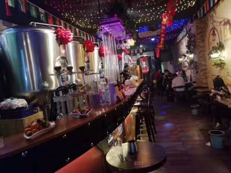 河北酒店300升啤酒設(shè)備小型精釀啤酒設(shè)備定做廠家