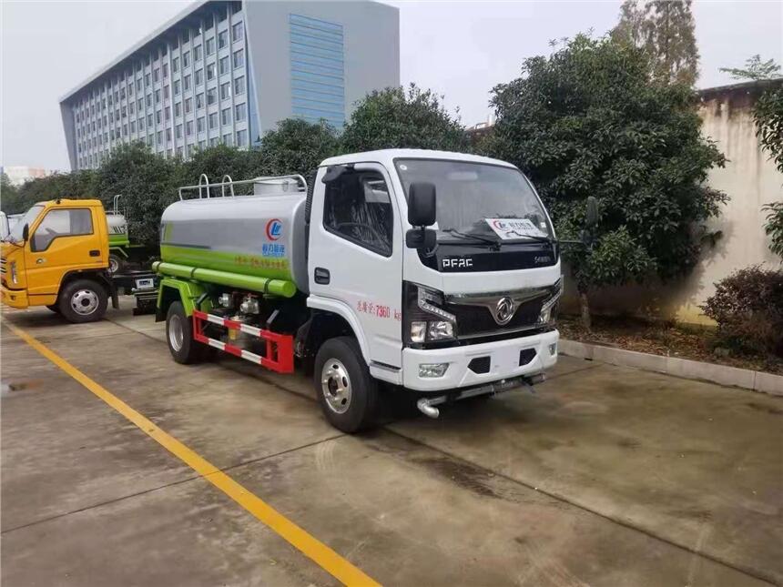 東風12噸灑水車J價格 遼寧撫順運水罐車 保溫運水車可分期