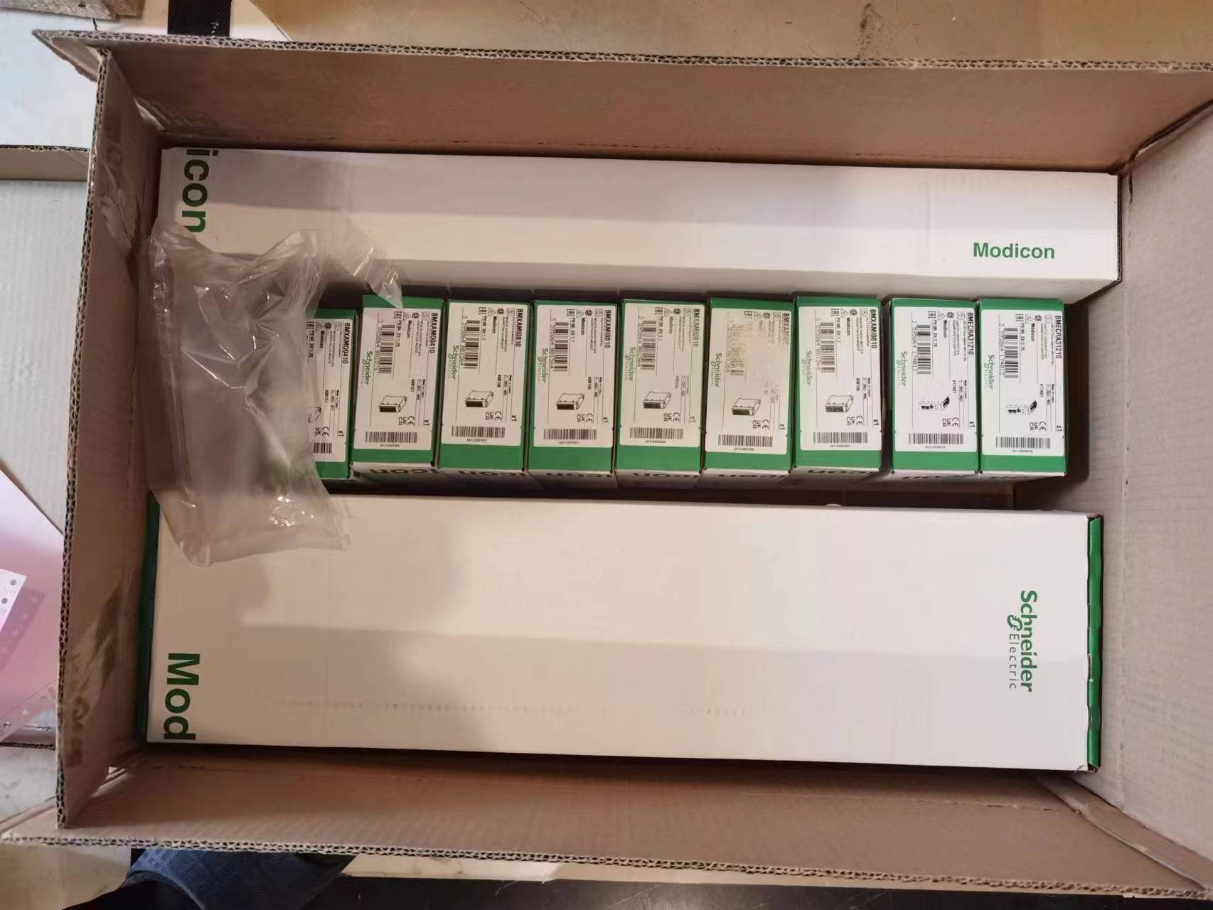 施耐德 SCHNEIDER施耐德可編程控制器 
