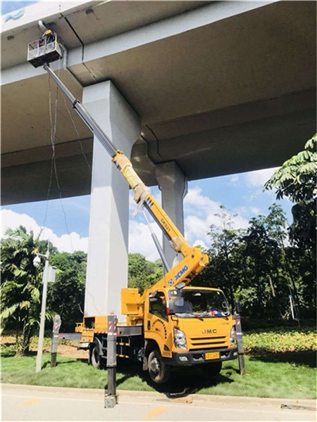 广州高空车 白云/从化路灯车 空调外机安装车