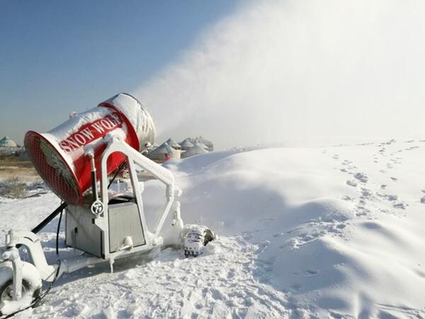 小型人工制雪機價格  廠家全系列造雪機設備