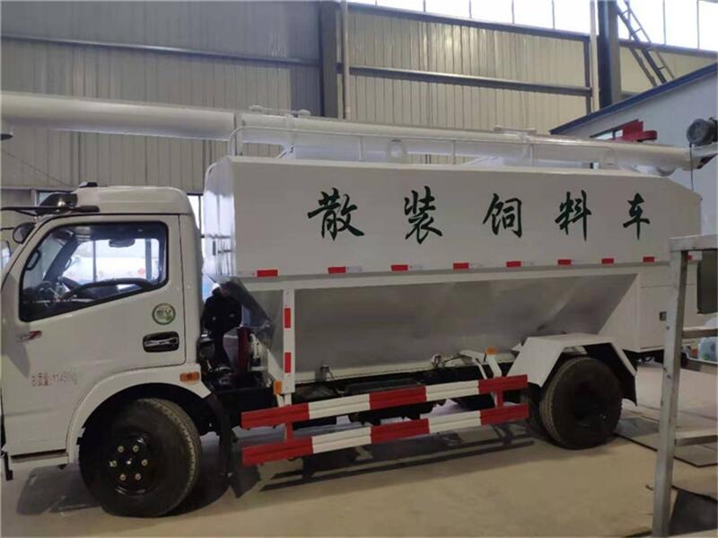 天錦飼料罐車(chē)多少錢(qián)一輛