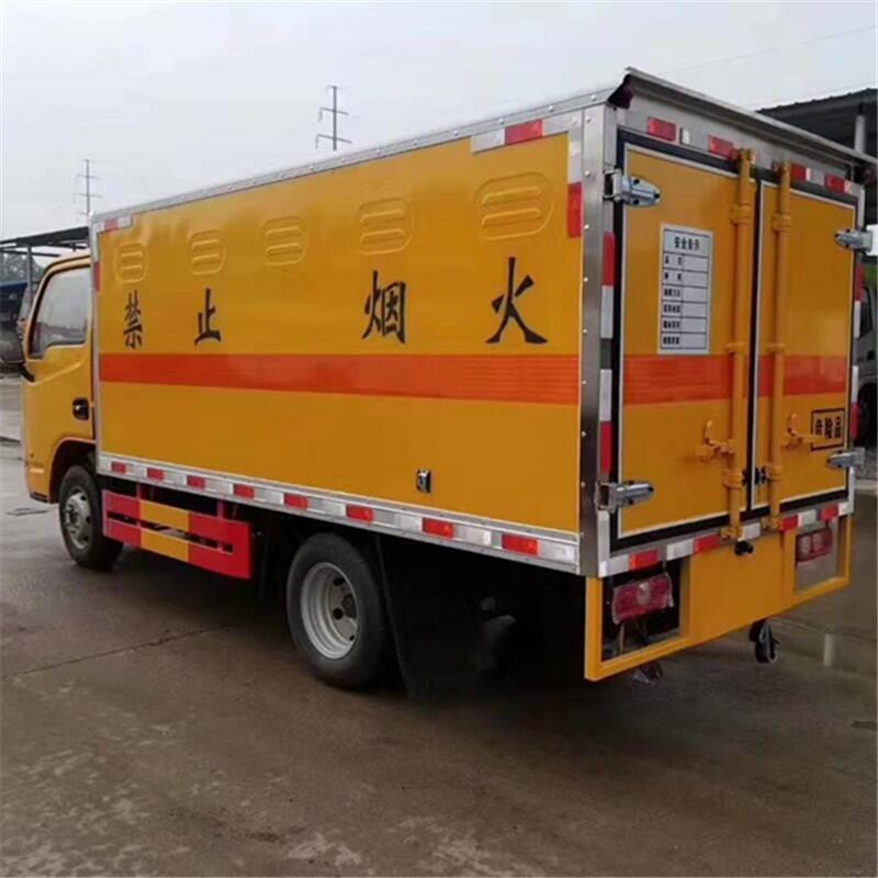 東風(fēng)1.5噸專用垃圾處理車具有車型 醫(yī)廢車廠家有現(xiàn)車