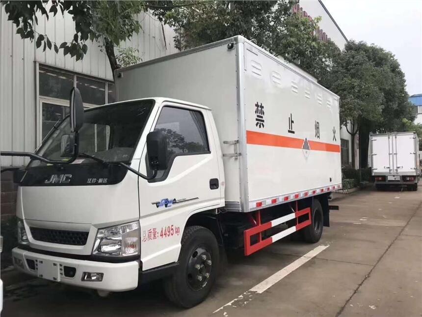 大連危貨車運(yùn)輸公司—腐蝕性物品廂式運(yùn)輸車—危險(xiǎn)品廂式運(yùn)輸車