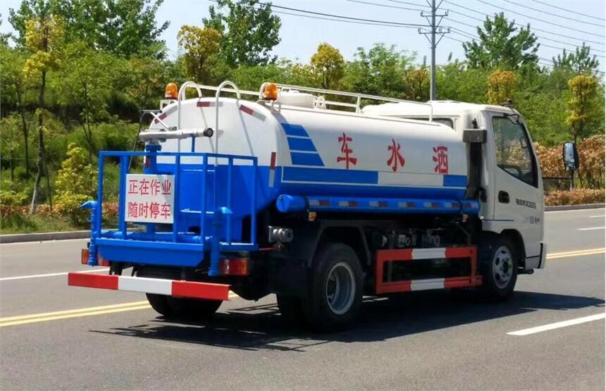 东风国五3方洒水车详细参数（获嘉东风国五3方洒水车）