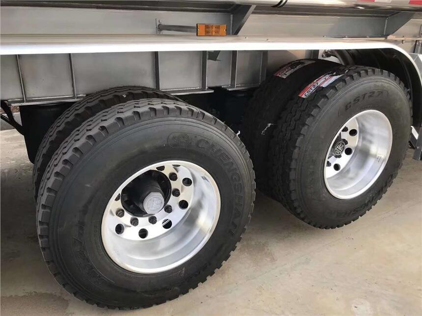 北京福田后雙輪汽油版冷藏車_微型冷藏車銷售點