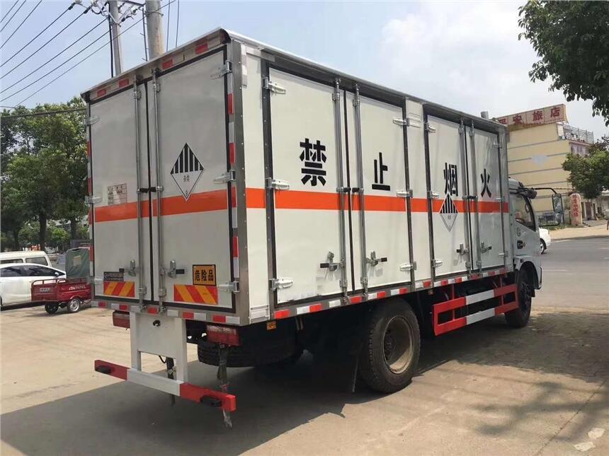 無錫市香水鋰電池危險(xiǎn)品車國(guó)六車型