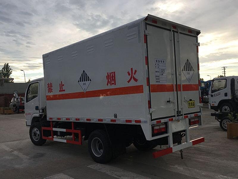 興安盟香水鋰電池危險(xiǎn)品車國六車型