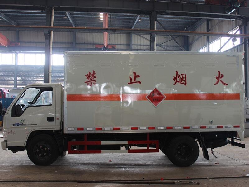 無錫市香水鋰電池危險(xiǎn)品車國(guó)六車型