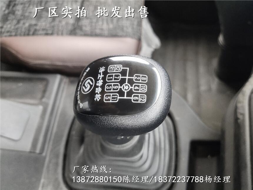 解放J6帶肉鉤冷藏車(chē)生產(chǎn)場(chǎng)地_解放J6帶肉鉤冷藏車(chē)有哪些品牌