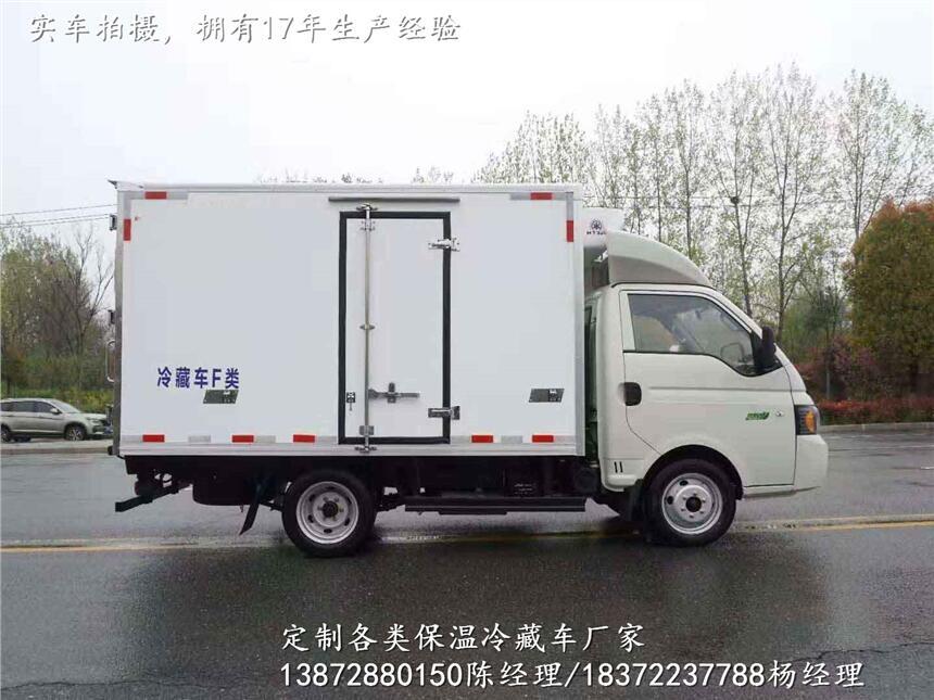 小型冰柜車銷售點_小型冰柜車詳細(xì)配置介紹