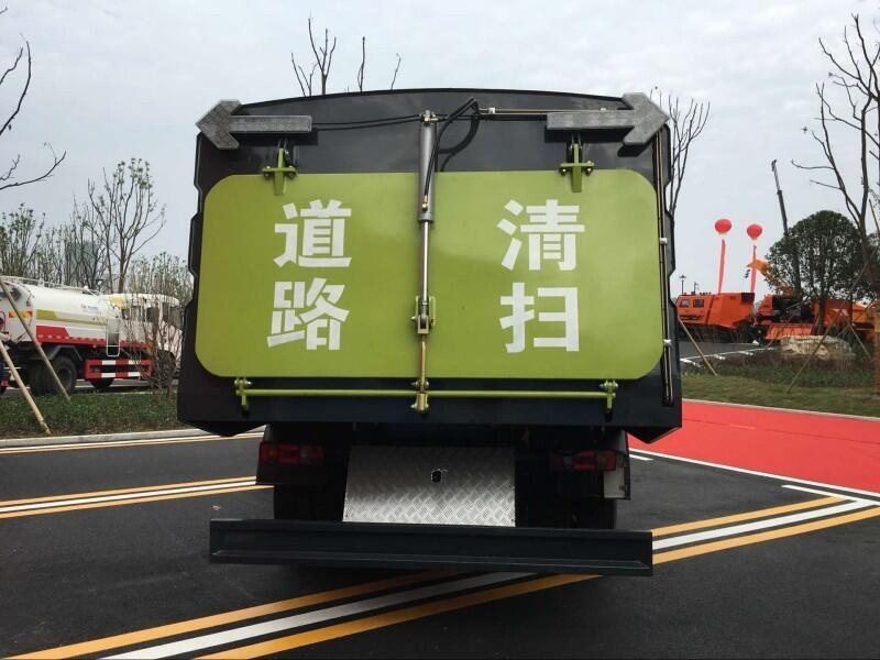 小型道路清掃車報(bào)價