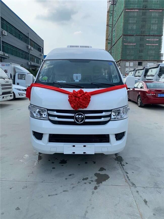 云南臨滄金杯T30轉(zhuǎn)運車